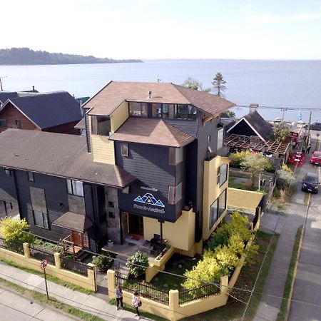فندق Puerto Austral بورتو فاراس المظهر الخارجي الصورة